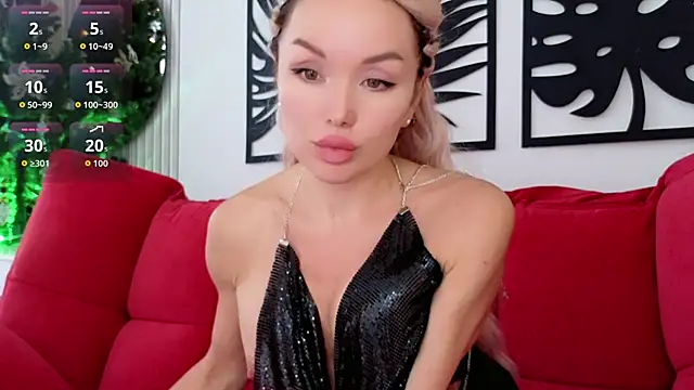 Snapshot of WhiteBunny chatting on December 23, 2025, 8:01 am WhiteBunny online show from December 23, 2025, 8:01 am