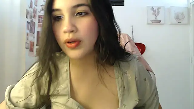 Snapshot of InocentHeaven1 chatting on July 18, 2026, 12:42 pm InocentHeaven1 online show from July 18, 2026, 12:42 pm