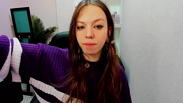 Persephoni online show from February 6, 2025, 6:51 am