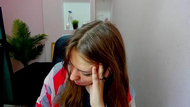 Persephoni online show from September 12, 2025, 3:45 pm