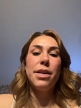 LeaGambit   online show from March 28, 2026, 4:01 am