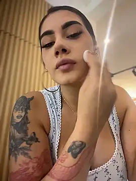 Snapshot of clarachanelricek chatting on October 27, 2025, 7:07 pm clarachanelricek online show from October 27, 2025, 7:07 pm