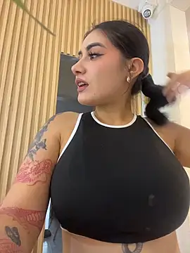 Snapshot of clarachanelricek chatting on February 2, 2026, 8:07 pm clarachanelricek online show from February 2, 2026, 8:07 pm