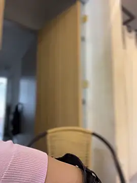 Snapshot of clarachanelricek chatting on February 19, 2026, 8:27 pm clarachanelricek online show from February 19, 2026, 8:27 pm