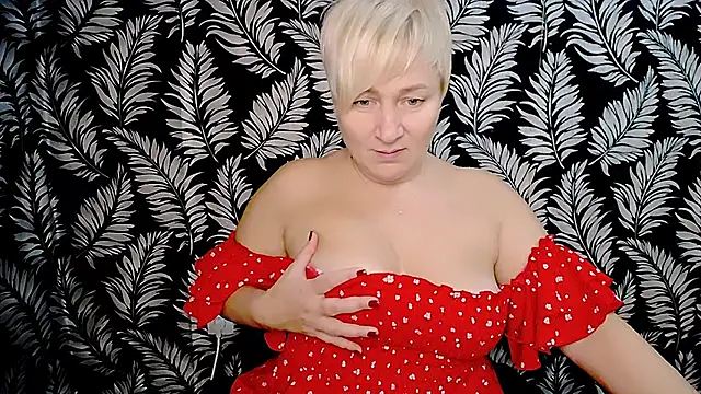 Olivia playful online show from December 7, 2024, 12:24 pm