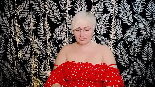 Olivia playful online show from March 7, 2026, 12:35 pm