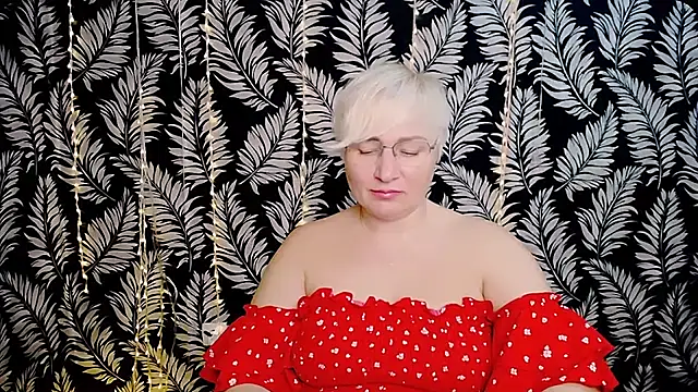 Olivia playful online show from March 16, 2026, 12:31 pm