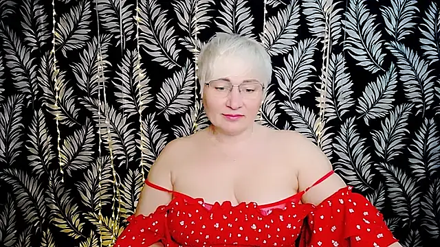 Snapshot of Olivia_playful chatting on April 27, 2026, 10:35 am Olivia playful online show from April 27, 2026, 10:35 am