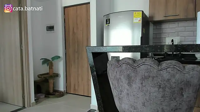 Snapshot of cata_batnati chatting on December 21, 2024, 9:47 pm cata batnati online show from December 21, 2024, 9:47 pm