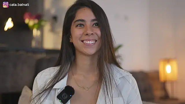 Snapshot of cata_batnati chatting on October 25, 2025, 4:35 pm cata batnati online show from October 25, 2025, 4:35 pm