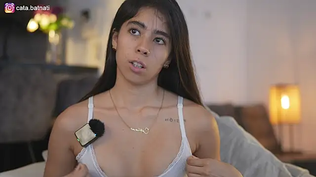 Snapshot of cata_batnati chatting on November 7, 2025, 4:40 pm cata batnati online show from November 7, 2025, 4:40 pm