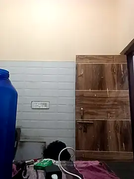 Snapshot of Lent_Medium chatting on October 20, 2025, 1:39 am Lent Medium online show from October 20, 2025, 1:39 am