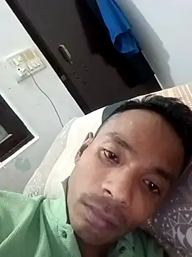 Snapshot of Lent_Medium chatting on November 7, 2025, 1:11 pm Lent Medium online show from November 7, 2025, 1:11 pm