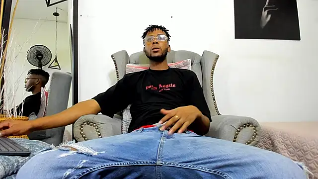 santhi lee online show from March 21, 2025, 3:44 am