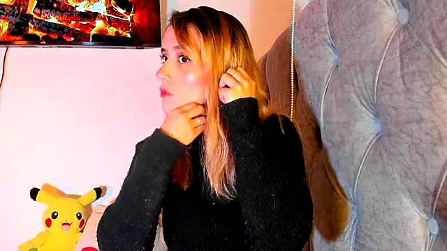 Sabrina Cole online show from November 27, 2025, 4:14 am