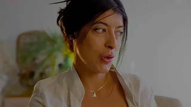 anabelcurvy online show from April 5, 2026, 4:26 pm