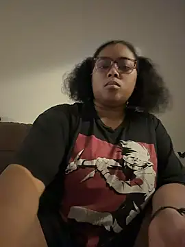 lunaxbat online show from November 16, 2025, 7:03 am