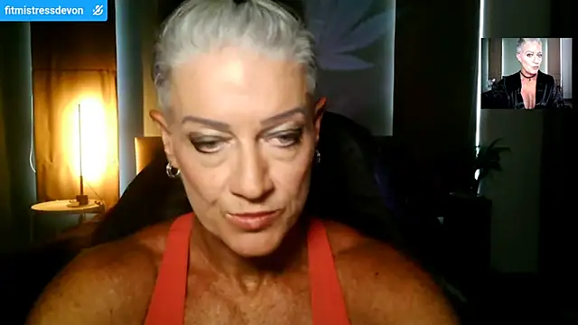 Snapshot of Devon2020 chatting on April 19, 2026, 11:20 am Devon2020 online show from April 19, 2026, 11:20 am