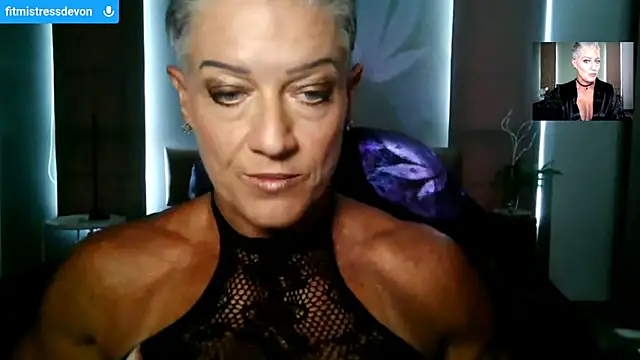 Snapshot of Devon2020 chatting on April 24, 2026, 9:56 am Devon2020 online show from April 24, 2026, 9:56 am