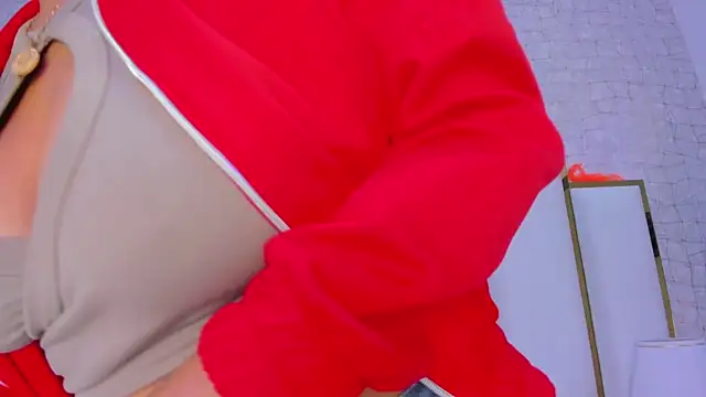 Snapshot of paola_rodriguez chatting on October 30, 2025, 11:33 am paola rodriguez online show from October 30, 2025, 11:33 am