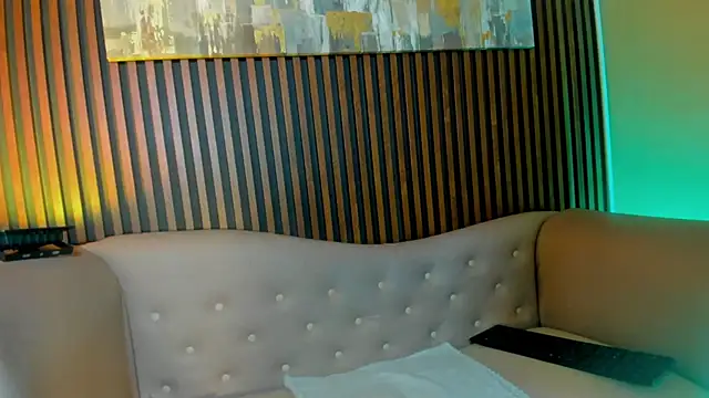 Snapshot of LauraAristizabal chatting on March 22, 2026, 12:52 pm LauraAristizabal online show from March 22, 2026, 12:52 pm