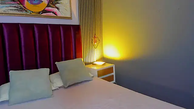 Snapshot of LauraAristizabal chatting on March 28, 2026, 12:38 pm LauraAristizabal online show from March 28, 2026, 12:38 pm