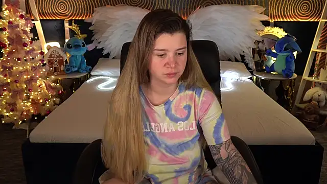 AmellyMilly online show from January 9, 2026, 1:36 pm