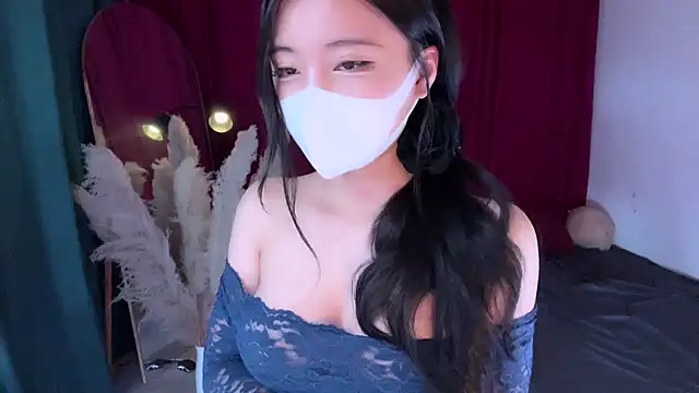 Snapshot of alaia-EDP chatting on November 10, 2025, 6:07 pm alaia-EDP online show from November 10, 2025, 6:07 pm