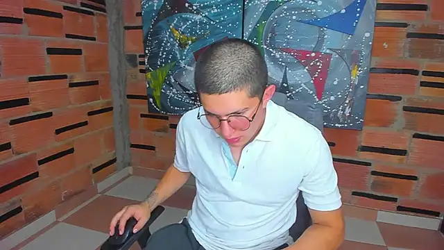 patrik 027 online show from January 17, 2025, 6:23 pm