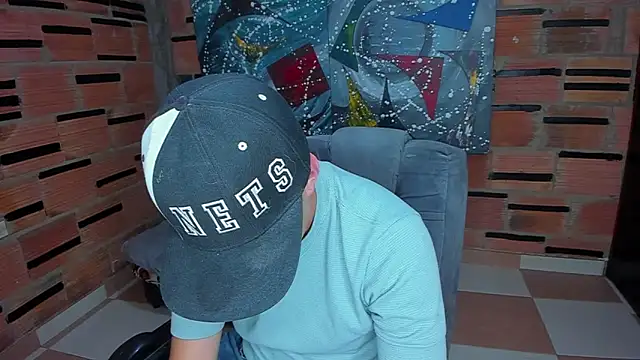 patrik 027 online show from February 3, 2025, 7:42 pm