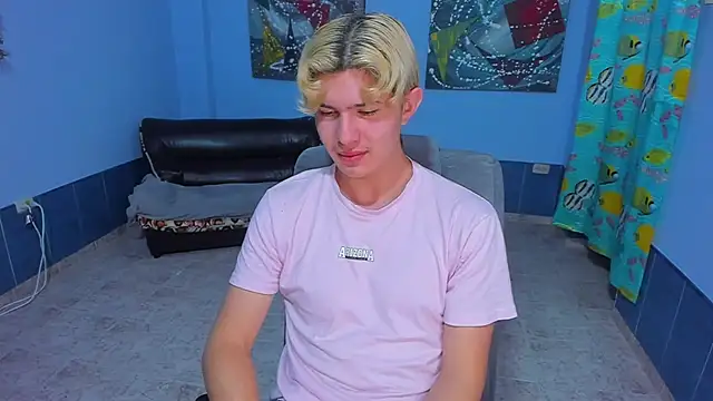 patrik 027 online show from November 17, 2025, 7:58 am