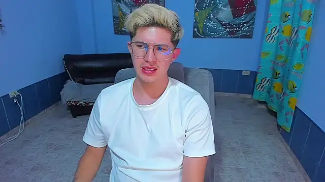 patrik 027 online show from November 25, 2025, 8:03 am