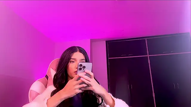 Snapshot of Ainhoads chatting on October 28, 2025, 2:59 am Ainhoads online show from October 28, 2025, 2:59 am