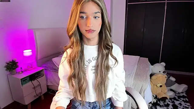 Ainhoads online show from February 18, 2026, 9:27 am