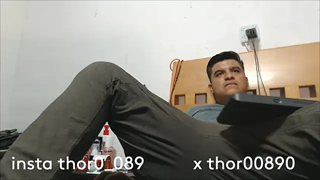 Snapshot of thor000089 chatting on May 4, 2026, 12:39 am thor000089 online show from May 4, 2026, 12:39 am