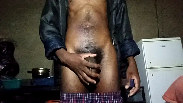 Snapshot of clintsix chatting on September 21, 2025, 10:33 pm clintsix online show from September 21, 2025, 10:33 pm