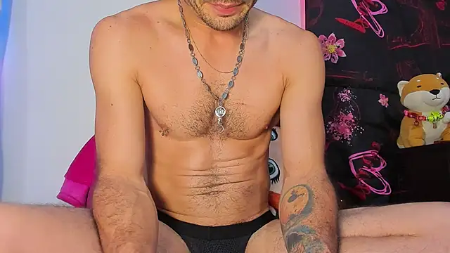 Snapshot of damn_fox chatting on November 12, 2025, 5:35 pm damn fox online show from November 12, 2025, 5:35 pm