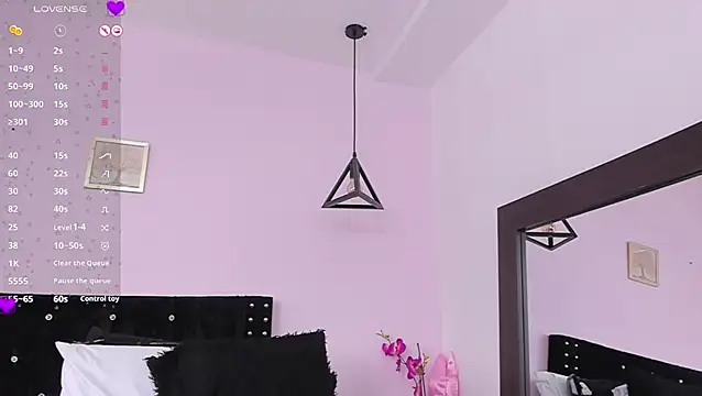 CeliWoods online show from December 28, 2024, 5:46 pm