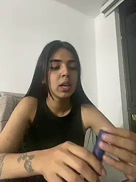 Snapshot of Miss_Nicole chatting on December 19, 2024, 5:07 am Miss Nicole online show from December 19, 2024, 5:07 am
