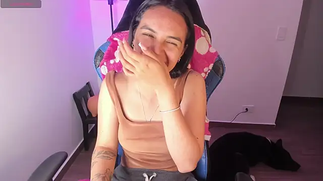 Snapshot of Miss_Nicole chatting on November 2, 2025, 1:19 am Miss Nicole online show from November 2, 2025, 1:19 am