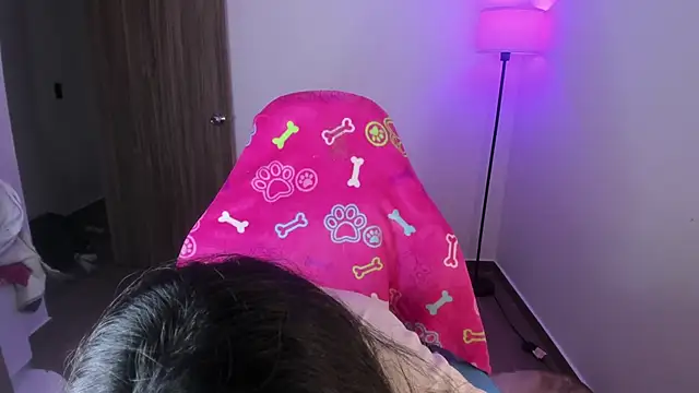 Snapshot of Miss_Nicole chatting on November 30, 2025, 7:07 pm Miss Nicole online show from November 30, 2025, 7:07 pm