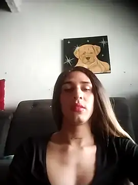 CharlotteBigCock online show from October 23, 2025, 4:50 pm