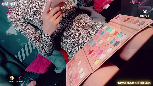 CharlotteBigCock online show from November 5, 2025, 3:34 pm