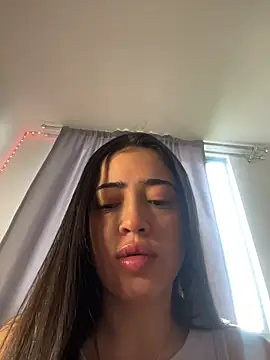 Reggie-Liam online show from November 22, 2025, 11:53 am