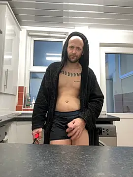 Snapshot of bigguy101 chatting on January 1, 2025, 8:56 am bigguy101 online show from January 1, 2025, 8:56 am