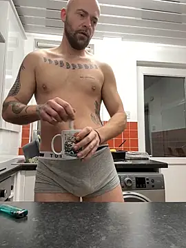 Snapshot of bigguy101 chatting on January 4, 2025, 7:55 am bigguy101 online show from January 4, 2025, 7:55 am