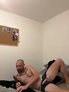 Snapshot of bigguy101 chatting on February 6, 2025, 5:35 am bigguy101 online show from February 6, 2025, 5:35 am