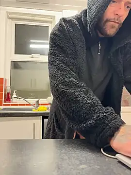 Snapshot of bigguy101 chatting on February 20, 2025, 1:57 am bigguy101 online show from February 20, 2025, 1:57 am