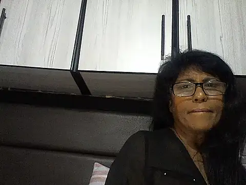 MsAttitude online show from October 28, 2025, 8:07 am