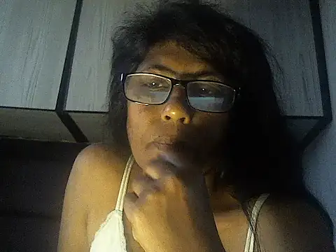 Snapshot of MsAttitude chatting on January 14, 2026, 9:26 am MsAttitude online show from January 14, 2026, 9:26 am